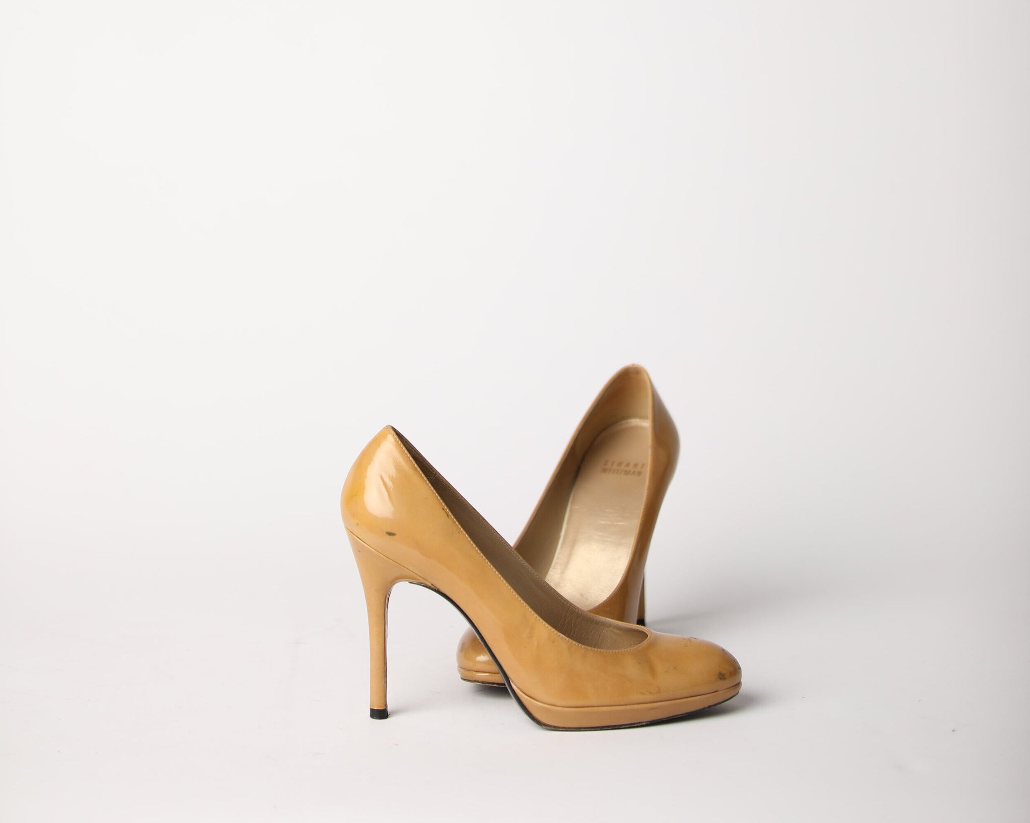 STUART WEITZMAN $398 Pumps 8 Nude Leather popular Classic Swoon Round Toe Heel NWOB